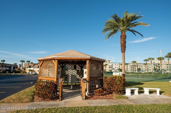 Building Photo - 2700 N Hwy A1A