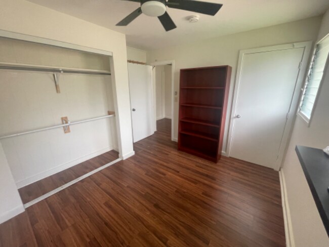 Building Photo - 94-361-361 Kahuanani St