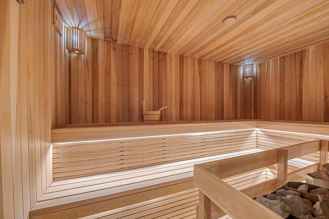 Building Photo - 55 Coves Run