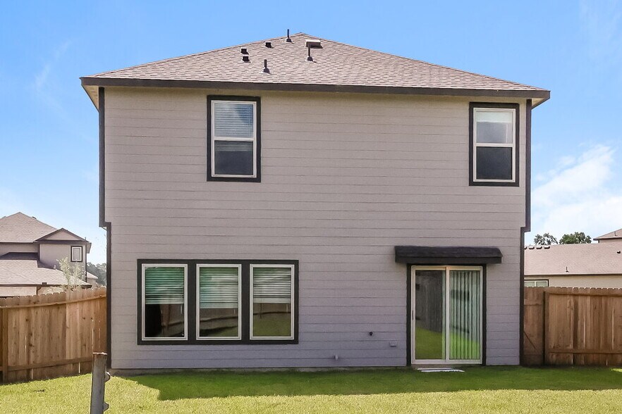 Building Photo - 540 Dalloway St