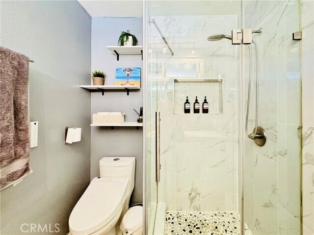 Building Photo - 750 Lincoln Ave