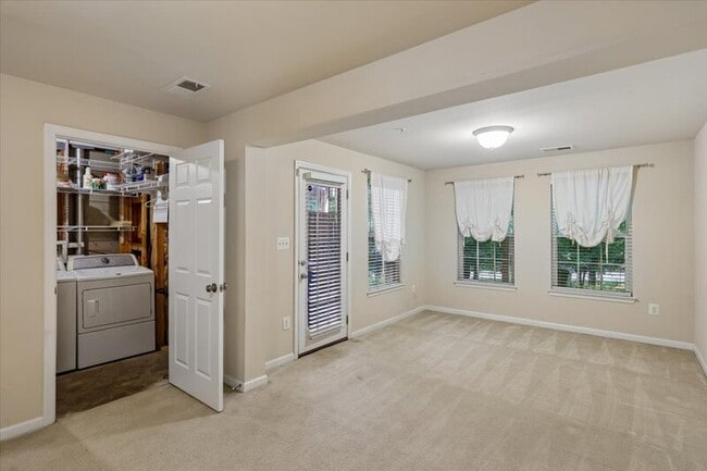 Building Photo - 5206 Wyndholme Cir