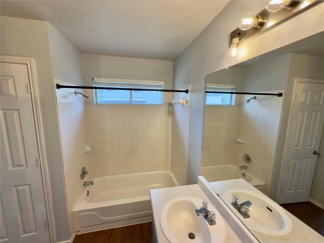 Building Photo - 3108 Port Anne Way