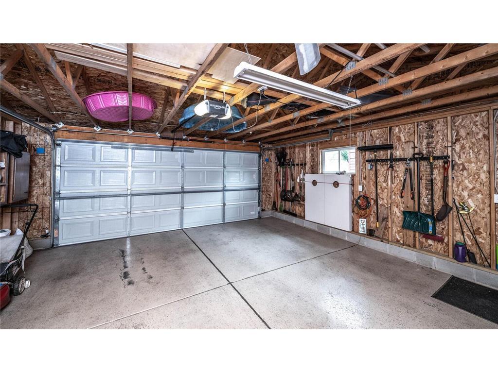 Building Photo - 3917 W 109th St