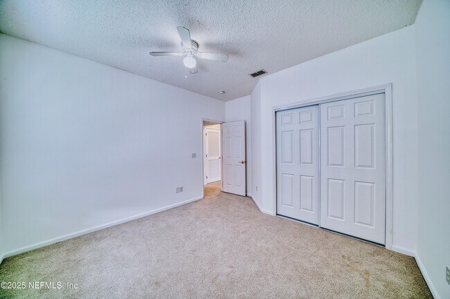 Building Photo - 1440 S Burgandy Trail