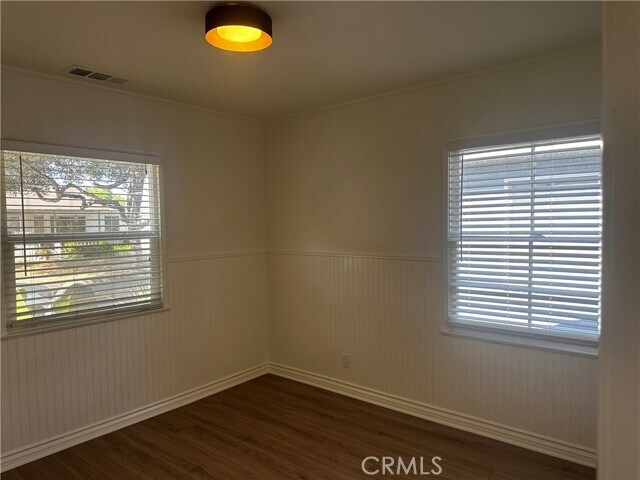 Building Photo - 6108 Village Rd