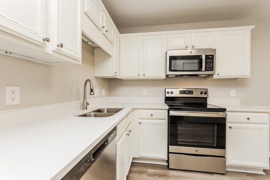 Building Photo - 3025 Ace Wintermeyer Dr