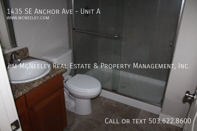 Building Photo - 1435 SE Anchor Ave