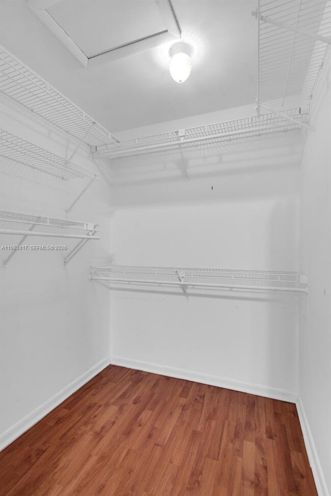 Building Photo - 20908 Leeward Ct