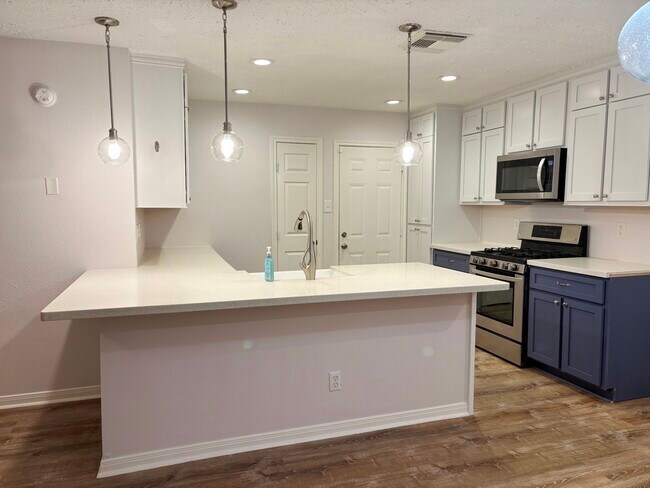 Building Photo - 3105 Sand Reef Ln