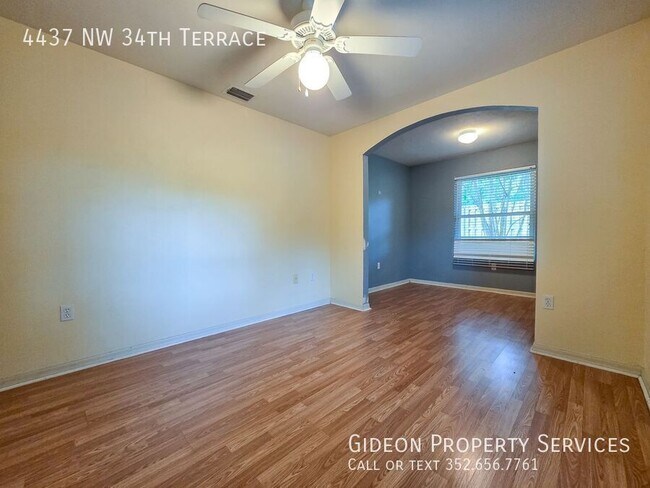 Building Photo - 4437 NW 34th Ter