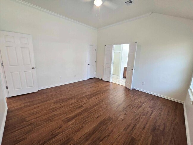 Building Photo - 16001 Korie Dr