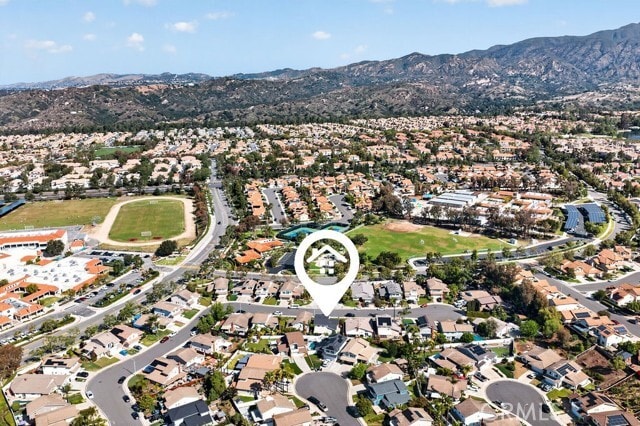 Building Photo - 14 Cll Alimar