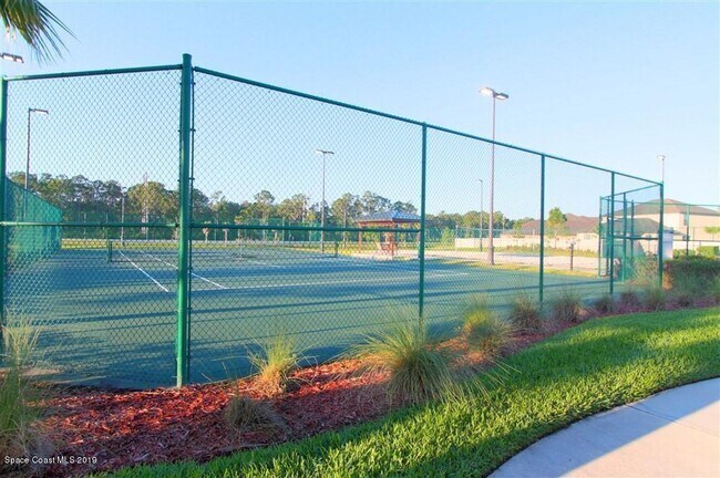 Building Photo - 953 Musgrass Cir