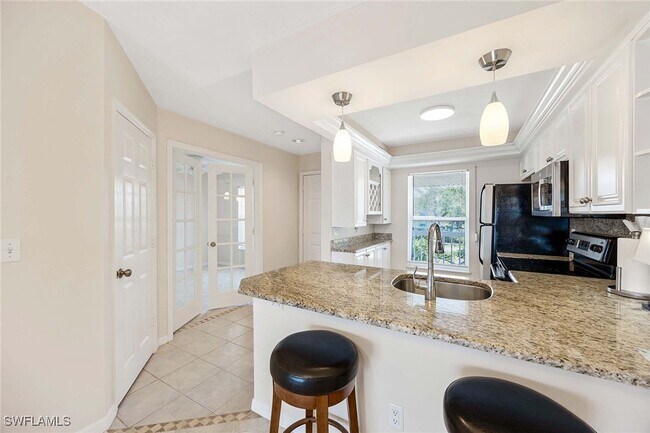 Building Photo - 1015 Mainsail Dr