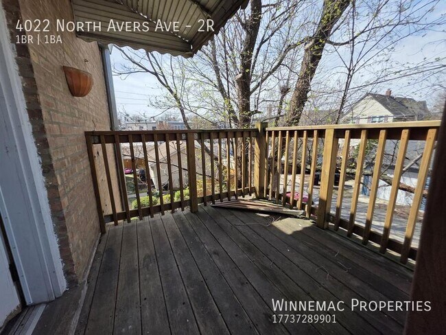 Building Photo - 4022 N Avers Ave