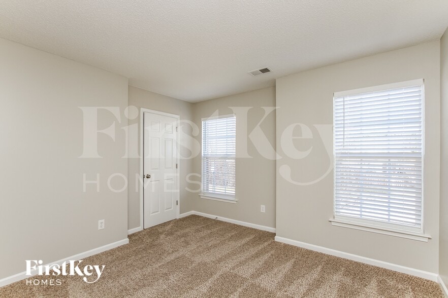 Building Photo - 2816 Bridgeville Ln