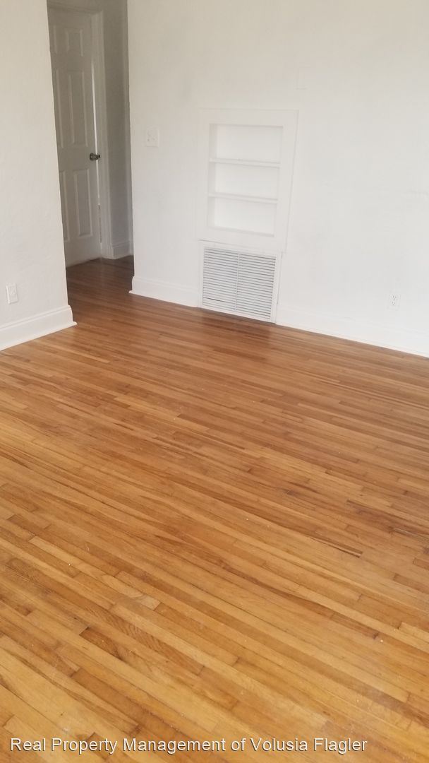 Building Photo - 3 br, 1 bath House - 858 Maley St