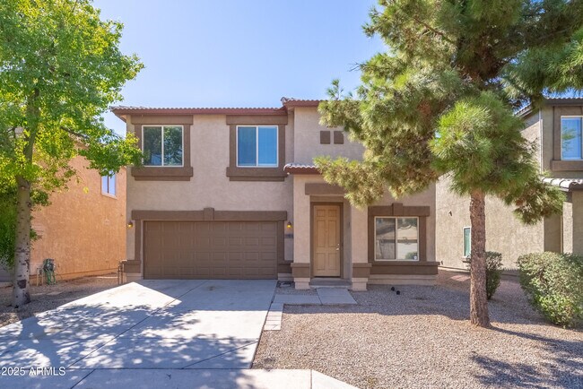 Primary Photo - 1165 E Canyon Trail