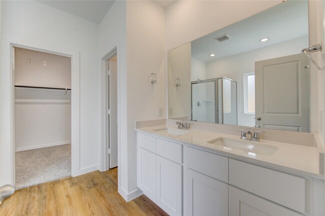 Building Photo - 9043 Rose Water Trl