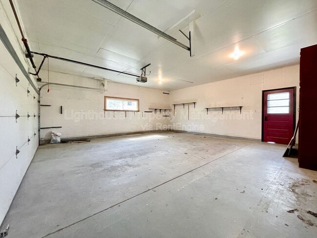 Building Photo - 1505 68th St SE