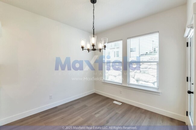 Building Photo - 5BD/3BTH/2GAR - Great space - Lehi Living