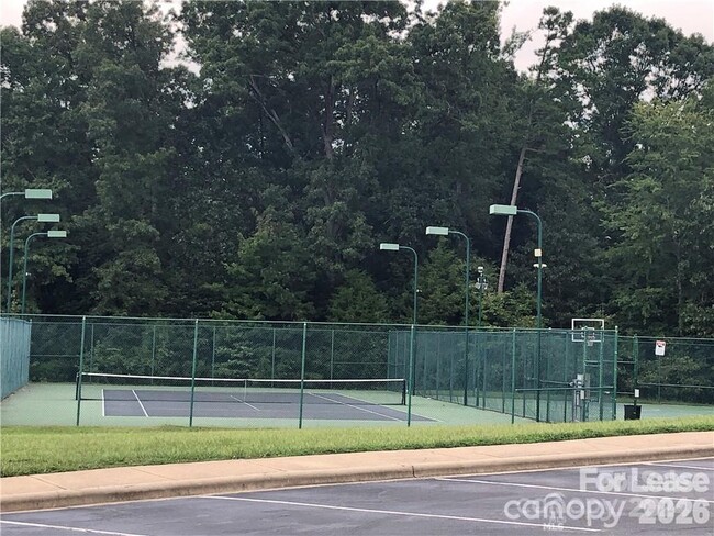 Building Photo - 6639 Rothchild Dr