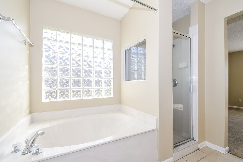 Building Photo - 9425 Harrier Ct