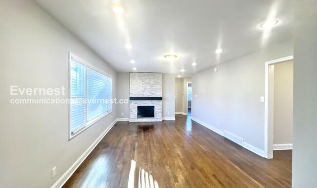 Building Photo - 7624 Nall Ave