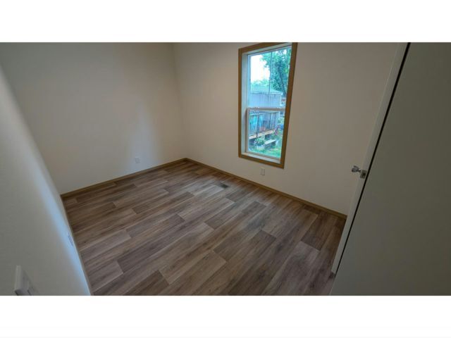 Building Photo - 156 Lynn Ln