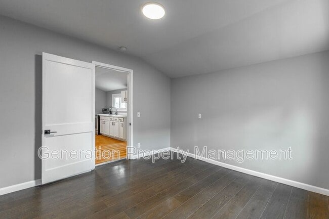 Building Photo - 804 Mcgowan Rd