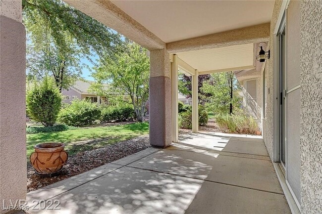 Building Photo - 2079 Poppywood Ave