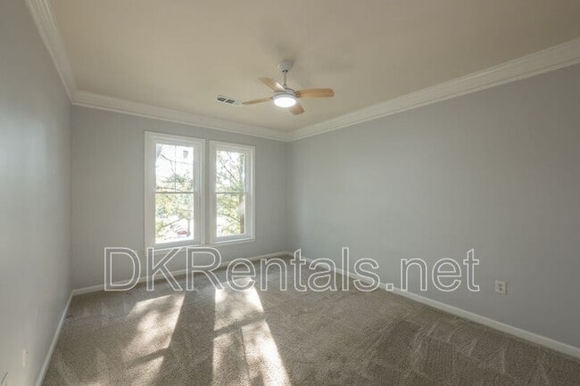 Building Photo - 1850 Cotillion Dr