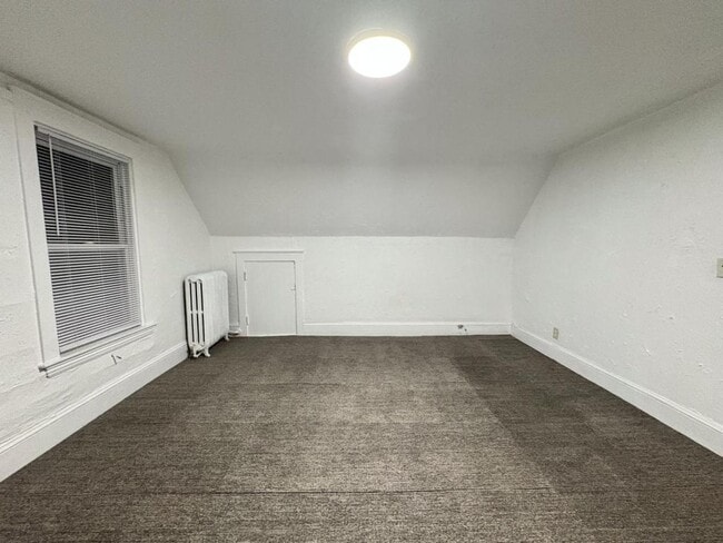 Building Photo - 117 Pierce St