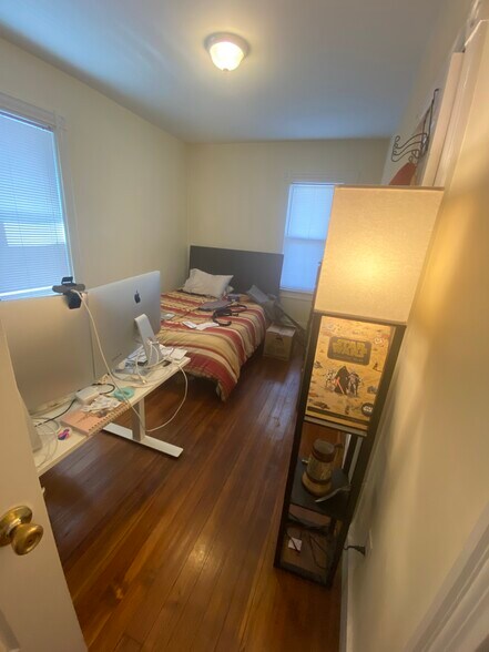 Building Photo - 151 Boston St