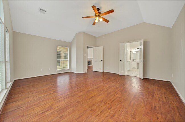 Building Photo - 14526 Red Tailed Hawk Ln