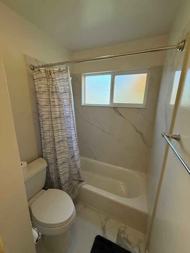 Building Photo - 33887 Whitehead Ln