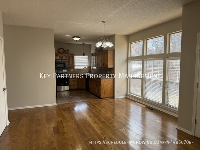 Building Photo - 14720 Goodman St