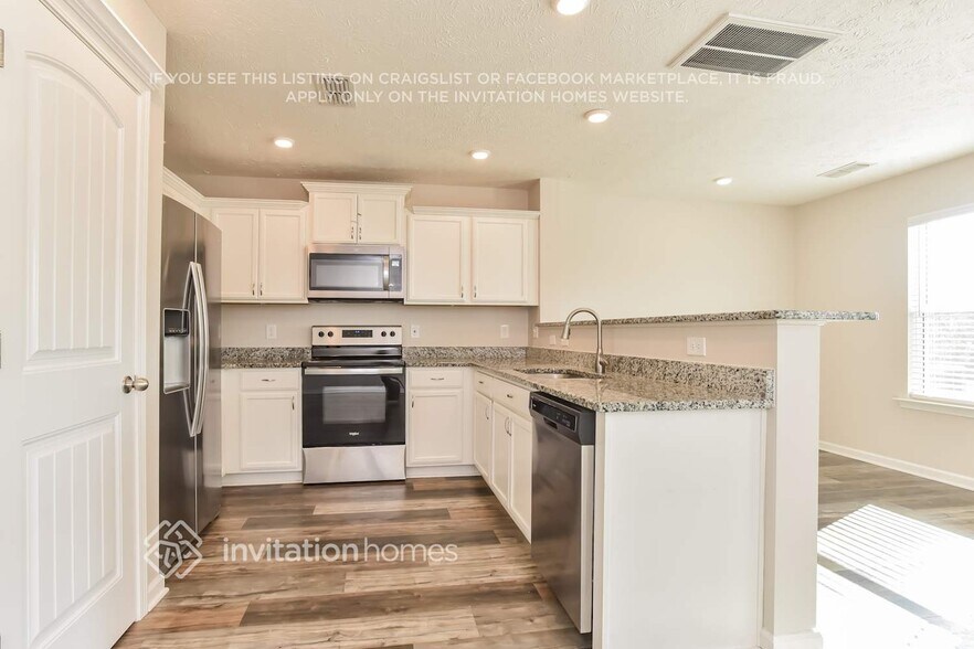 Building Photo - 7333 Maroney Dr