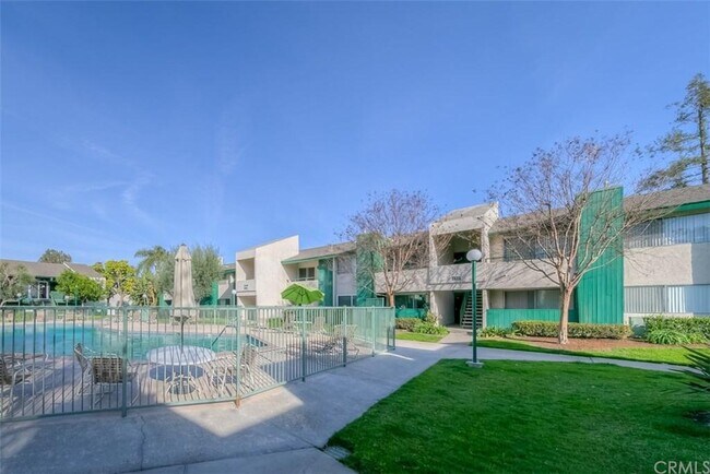 Building Photo - 15313 Santa Gertrudes Ave