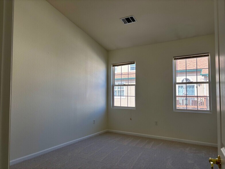 Building Photo - 3995 S Dillon Way