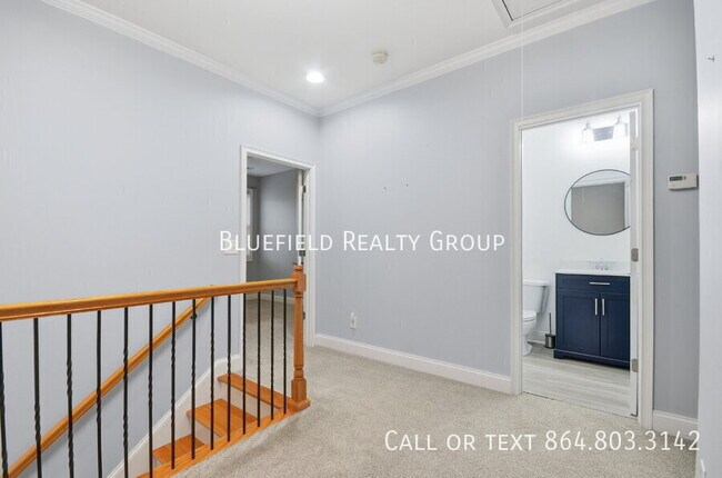 Building Photo - 1 Edge Ct