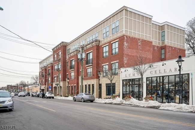 Building Photo - 1722 Springfield Ave