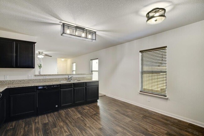 Building Photo - 1444 Breanna Ln