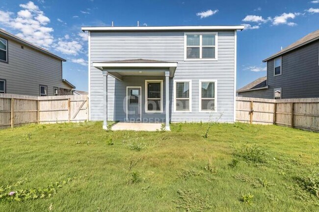 Building Photo - 2433 Ayers Dr