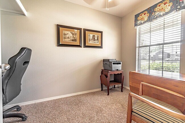 Building Photo - Beautiful Bentonville Home!