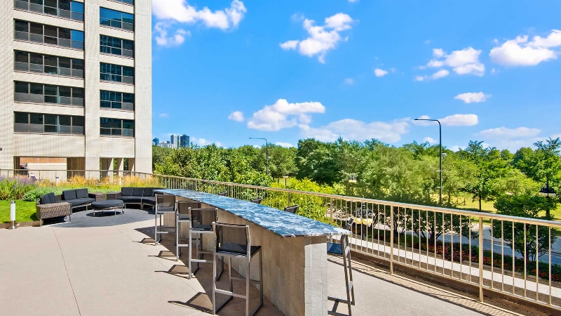 Building Photo - 1126 S Michigan Ave