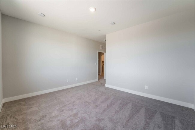 Building Photo - 410 Spring Dove Ave