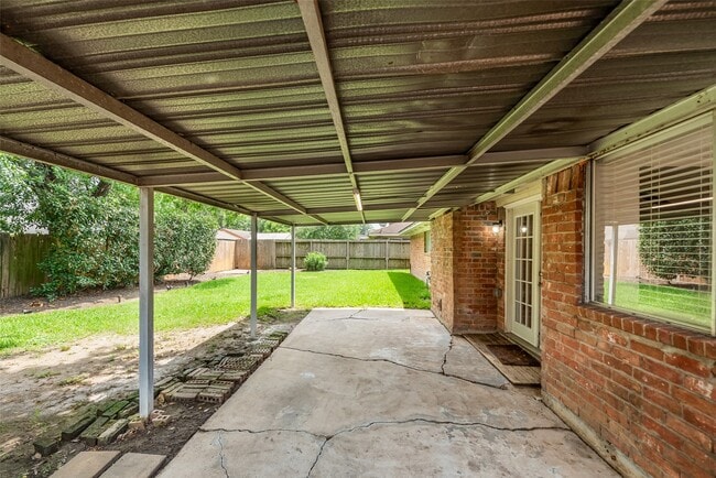 Building Photo - 239 Blackwater Ln