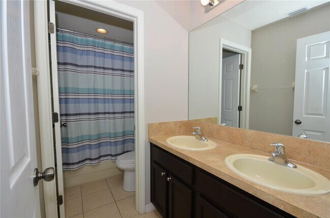Building Photo - 1625 Emerald Hill Way